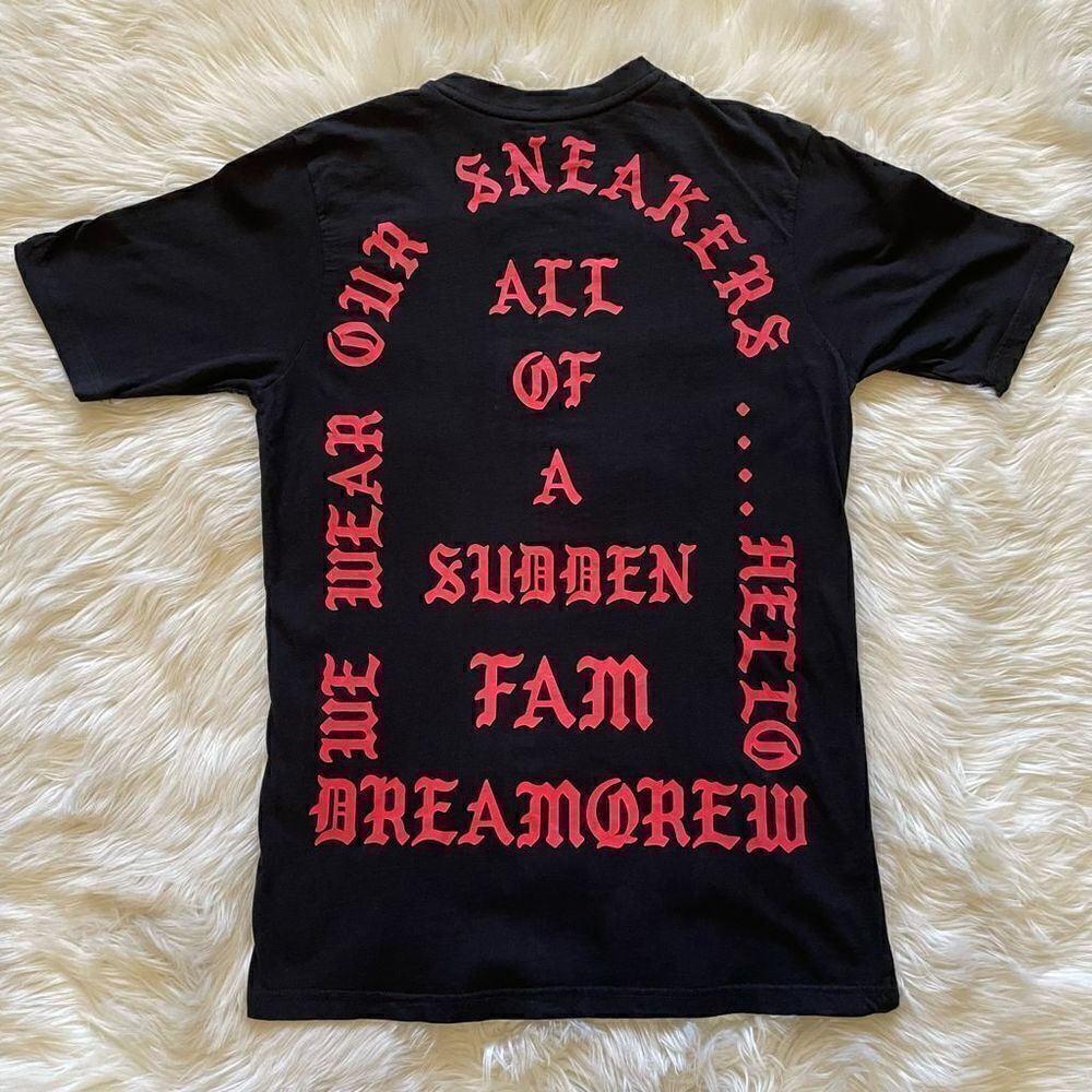 🖤 Source LA Hypebeast T-Shirt Black Red Large